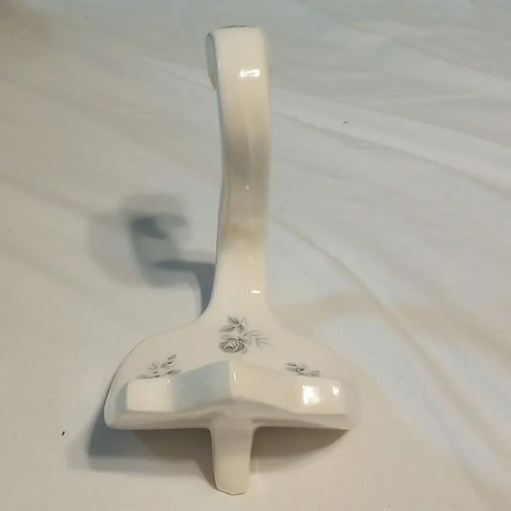 Vintage Porcelain Swan Napkin Holder